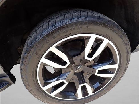 Used 2019 Chevrolet Tahoe Premier AWD/4WD image 7