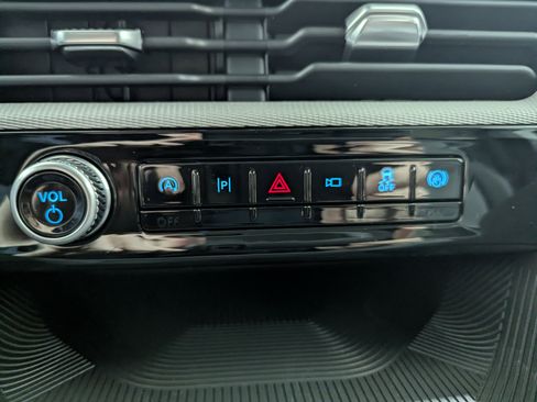 New 2026 Ford Explorer Active w/ Active Comfort Package AWD/4WD image 21