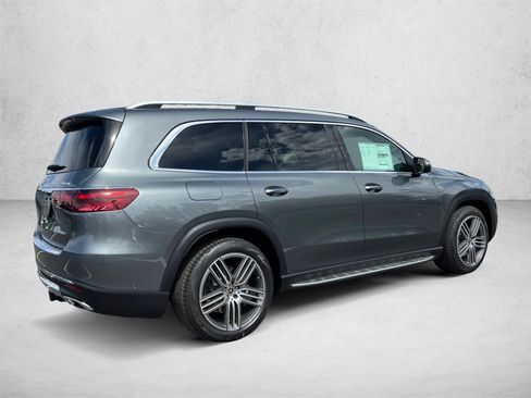 New 2026 Mercedes-Benz GLS 450 4MATIC image 5