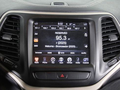 Used 2015 Jeep Cherokee Limited FWD image 8