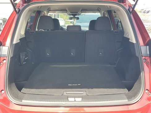 Certified 2025 Nissan Rogue S FWD image 7
