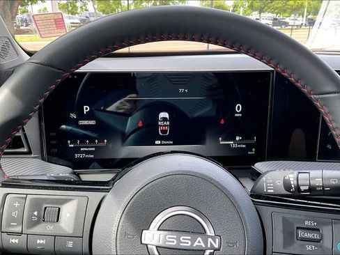 Certified 2025 Nissan Kicks SR w/ Interior Electronics Package FWD image 18