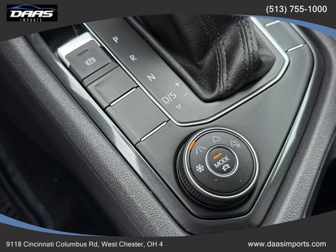 Used 2019 Volkswagen Tiguan SE AWD/4WD image 43