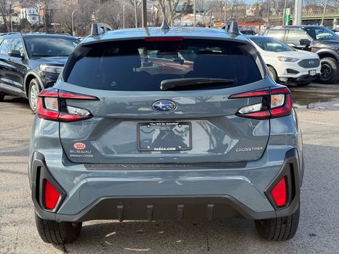 Used 2024 Subaru Crosstrek 2.0i Premium image 7
