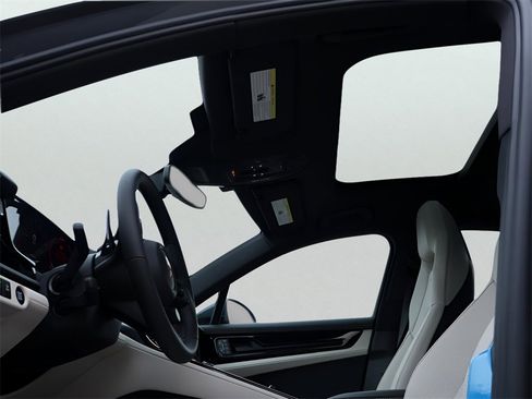 New 2026 Porsche Panamera image 36