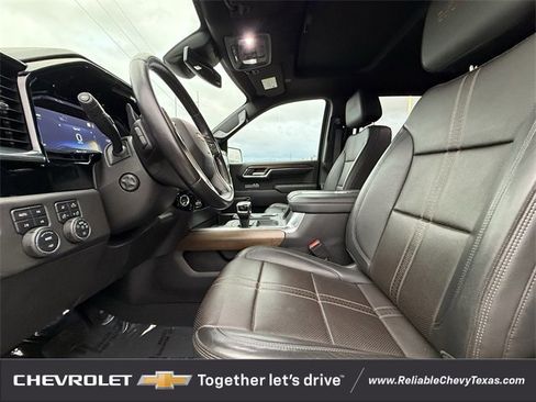 Used 2022 Chevrolet Silverado 1500 High Country w/ High Country Premium Package image 35