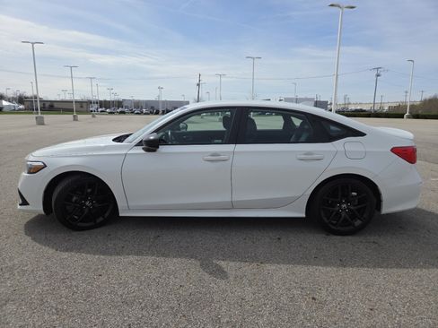 Used 2023 Honda Civic Sport image 14