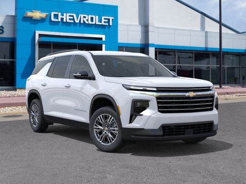 New 2026 Chevrolet Traverse LT w/ LPO, Floor Liner Package image 7