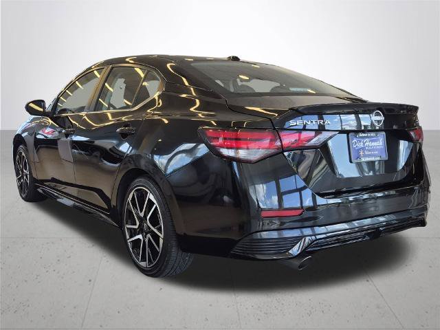 Certified 2025 Nissan Sentra SR FWD image 11
