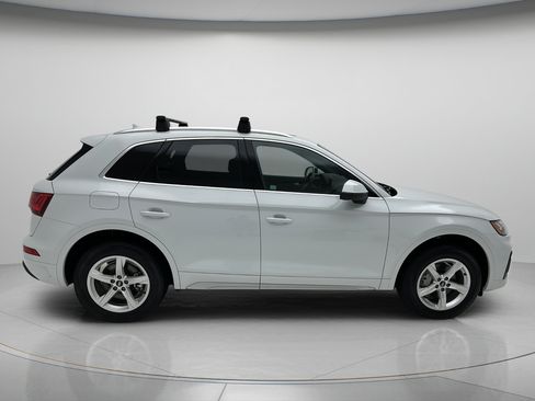 Used 2023 Audi Q5 2.0T Premium w/ Convenience Package AWD/4WD image 6