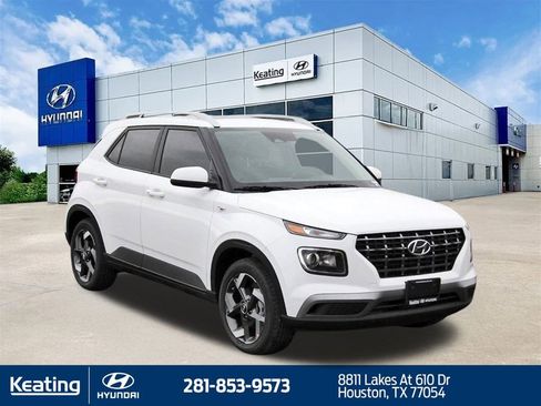 New 2026 Hyundai Venue SEL image 3