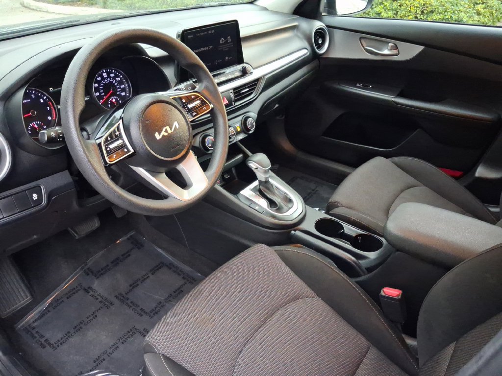 Used 2023 Kia Forte LXS FWD image 16