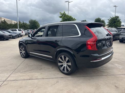 Used 2025 Volvo XC90 T8 Ultra w/ Protection Package Premier image 7
