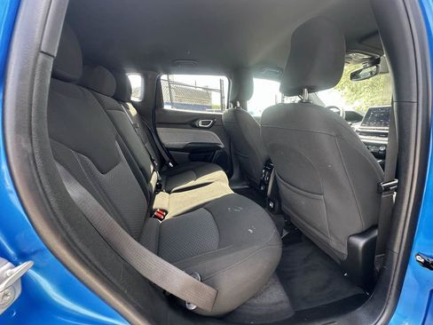 Used 2023 Jeep Compass Sport AWD/4WD image 30
