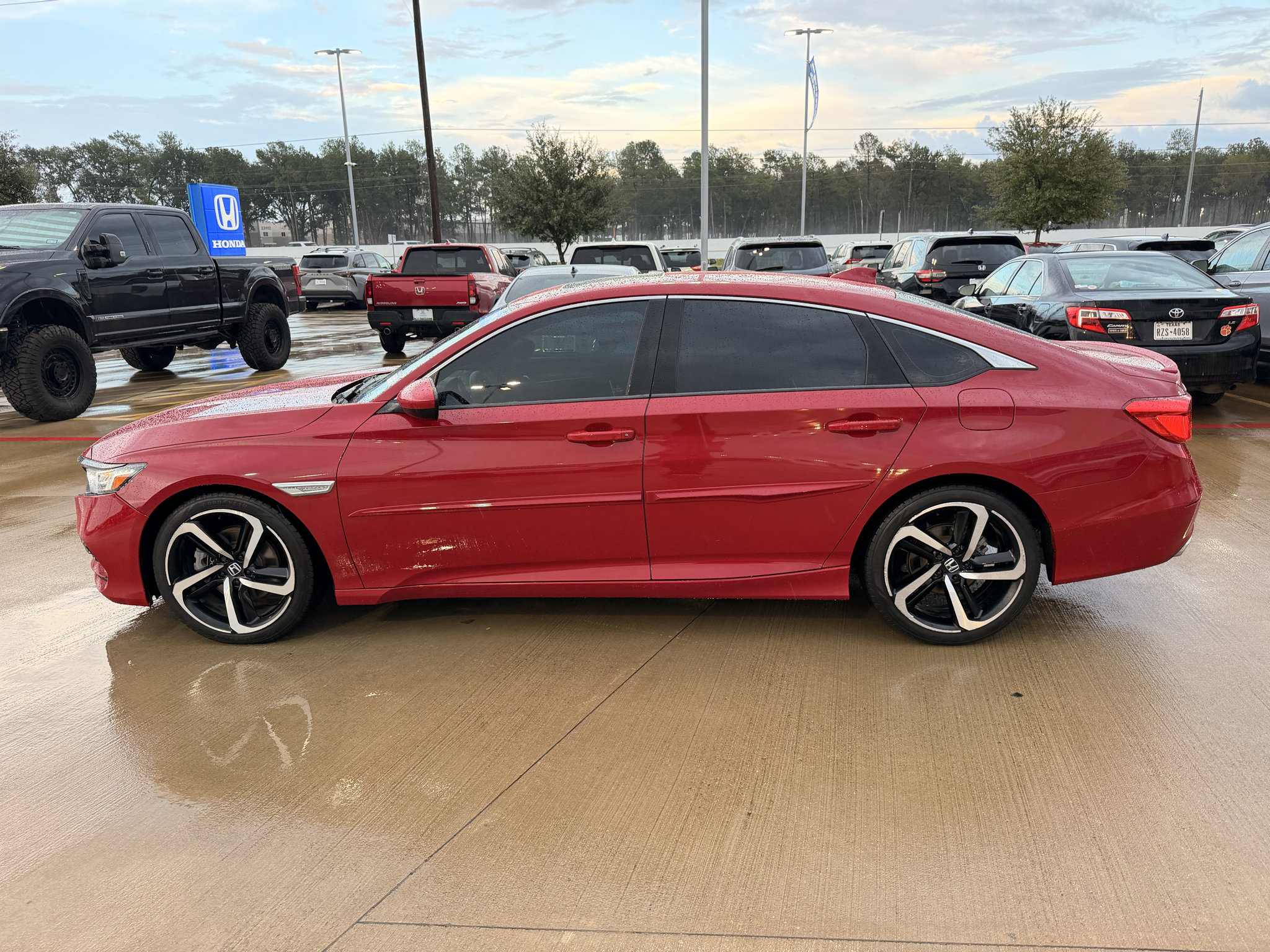 Used 2019 Honda Accord Sport image 5
