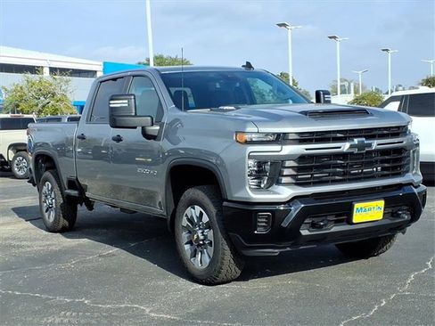 New 2026 Chevrolet Silverado 2500 Custom image 3