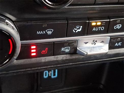 Used 2023 Ford Bronco Outer Banks image 25