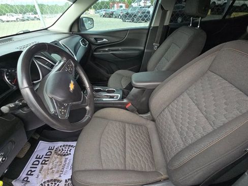 Used 2019 Chevrolet Equinox LT w/ Driver Convenience Package AWD/4WD image 5