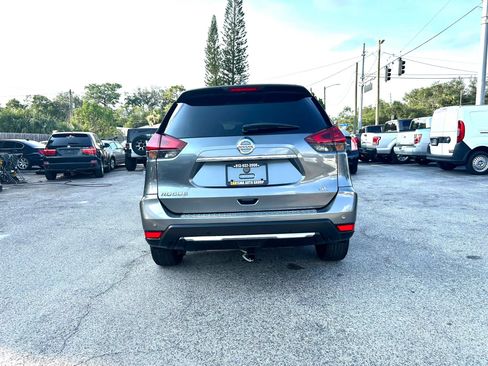 Used 2020 Nissan Rogue SL w/ Premium Package FWD image 6