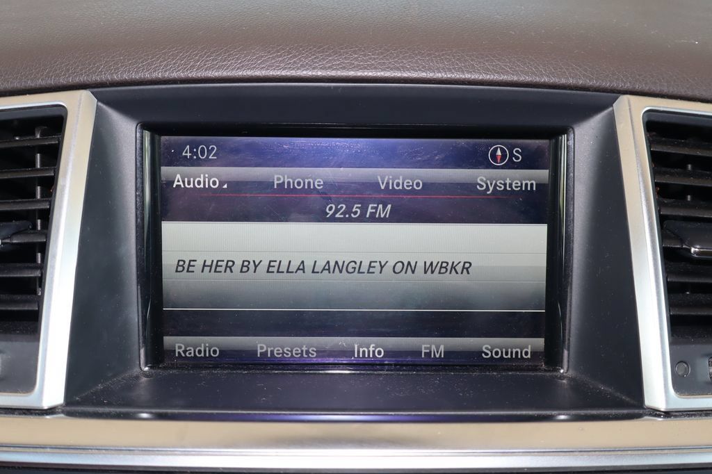 Used 2015 Mercedes-Benz ML 250 BlueTEC 4MATIC image 26