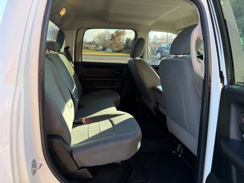 Used 2017 RAM 3500 Tradesman w/ Chrome Appearance Group image 6