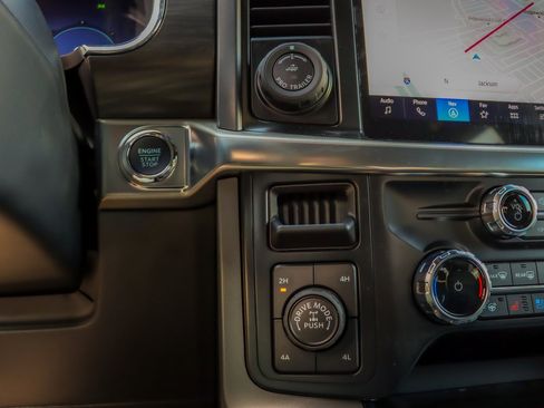 Certified 2024 Ford F150 Lariat w/ Bed Utility Package image 20