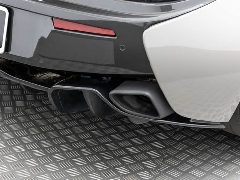 Used 2017 McLaren 570S Coupe RWD image 43