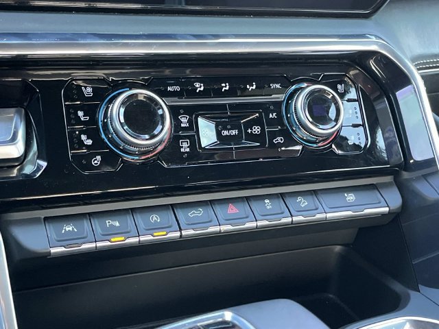 Certified 2024 GMC Sierra 1500 Denali Ultimate AWD/4WD image 33