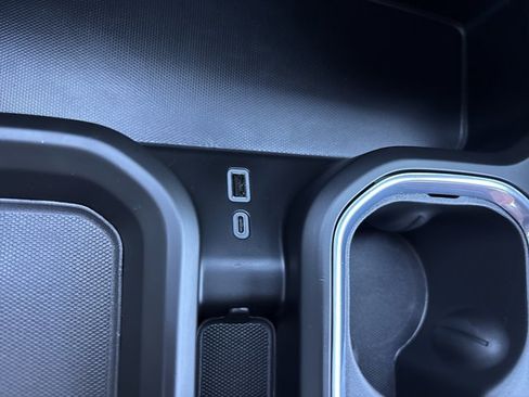 Used 2025 GMC Sierra 2500 Denali Ultimate image 43