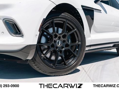 Used 2021 Aston Martin DBX AWD/4WD image 15