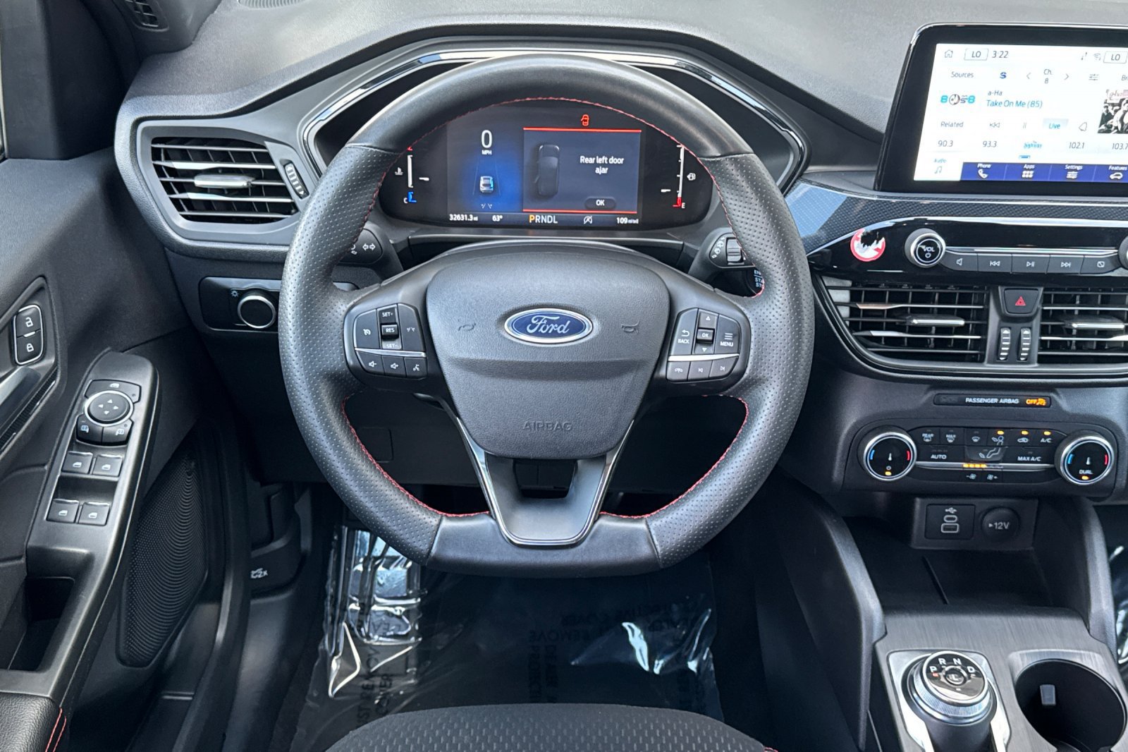 Used 2025 Ford Escape ST-Line FWD image 15