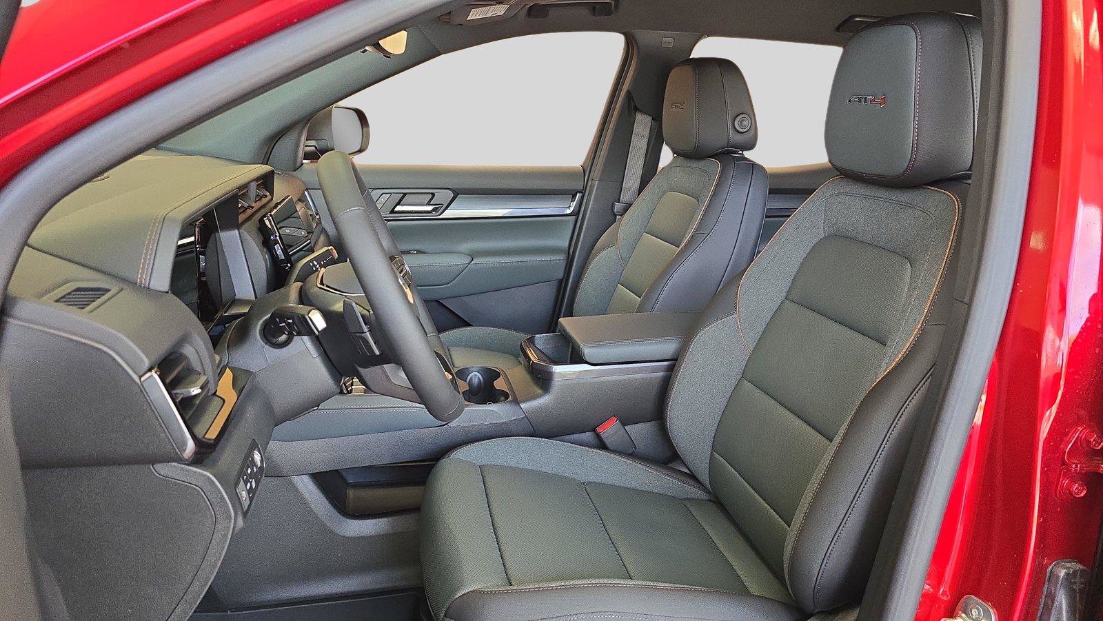 New 2027 GMC Terrain AT4 w/ Convenience Package III AWD/4WD image 11