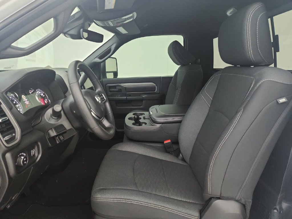 New 2027 RAM 2500 Tradesman AWD/4WD image 18