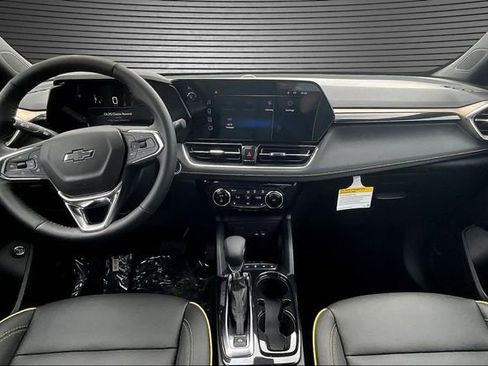 New 2025 Chevrolet TrailBlazer ACTIV w/ Convenience Package FWD image 5