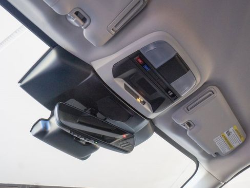 Certified 2025 Subaru Crosstrek 2.5i Limited image 14