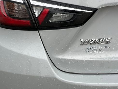 Used 2019 Toyota Yaris LE image 22