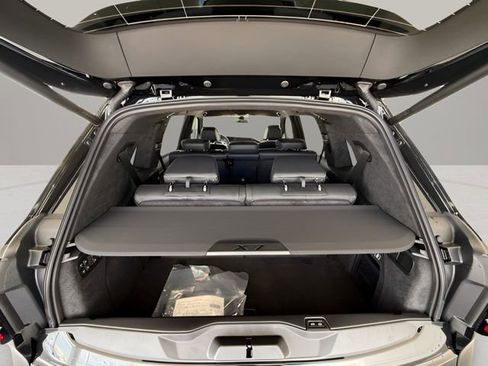 Certified 2026 BMW X7 xDrive40i w/ M Sport Package image 33
