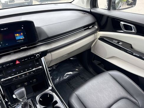 Used 2023 Kia Carnival SX FWD image 28