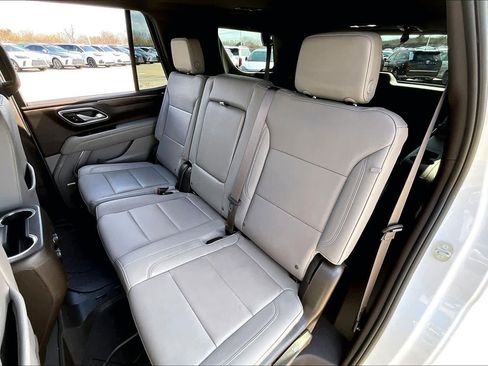 Used 2023 Chevrolet Tahoe LT w/ LT Signature Package image 20