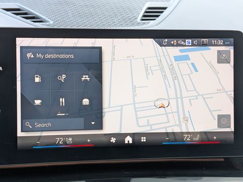 Used 2024 BMW X2 xDrive28i image 21