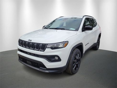 New 2026 Jeep Compass Latitude image 2