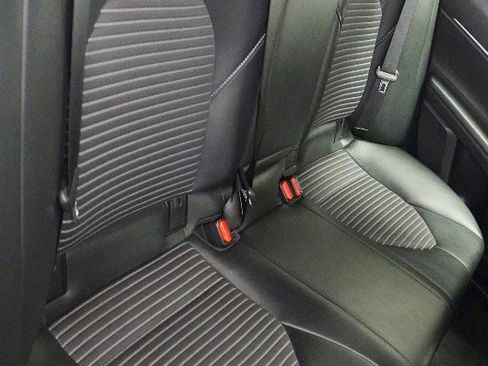 Used 2018 Toyota Camry SE image 8