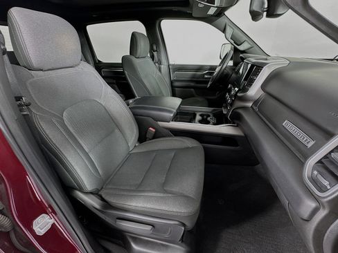 Used 2019 RAM 1500 Big Horn image 28