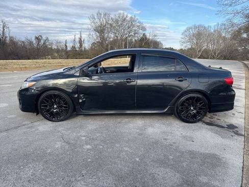 Used 2013 Toyota Corolla S image 4