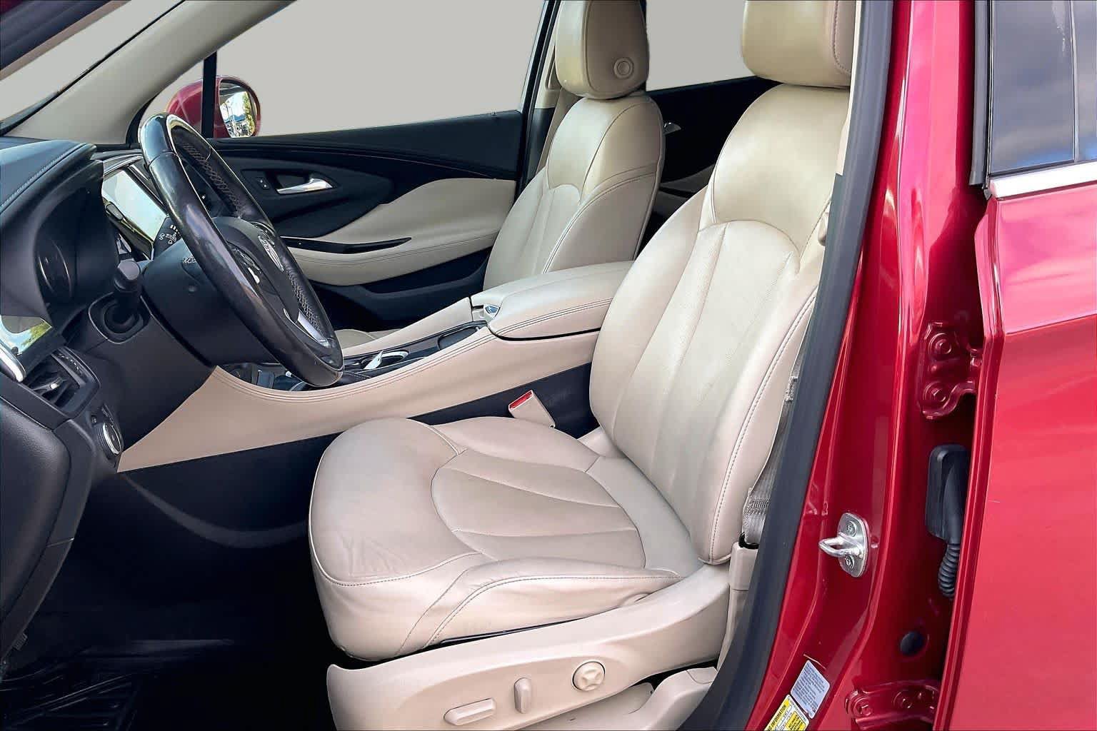 Used 2017 Buick Envision Premium w/ LPO, Hit The Road Package AWD/4WD image 8