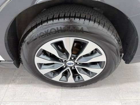 Used 2025 Subaru Outback Limited AWD/4WD image 5
