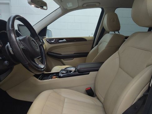 Used 2019 Mercedes-Benz GLS 450 4MATIC w/ Premium 1 Package image 17
