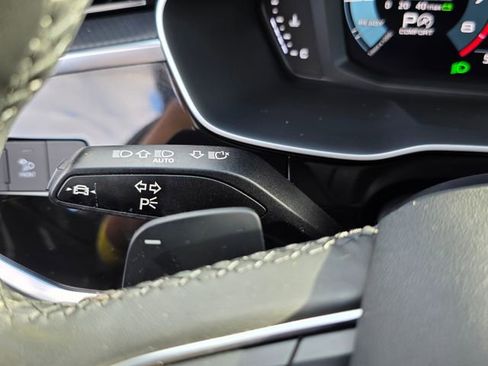 Used 2024 Audi Q3 2.0T Premium image 37