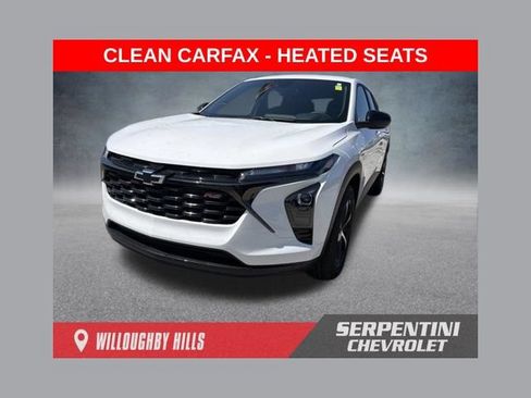 Used 2024 Chevrolet Trax RS FWD image 1