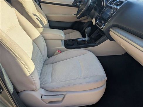 Used 2018 Subaru Outback 2.5i Premium AWD/4WD image 20